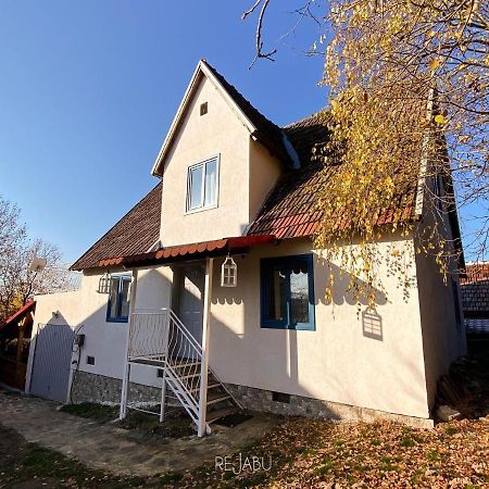 Cabana Rejabu Taut Екстериор снимка